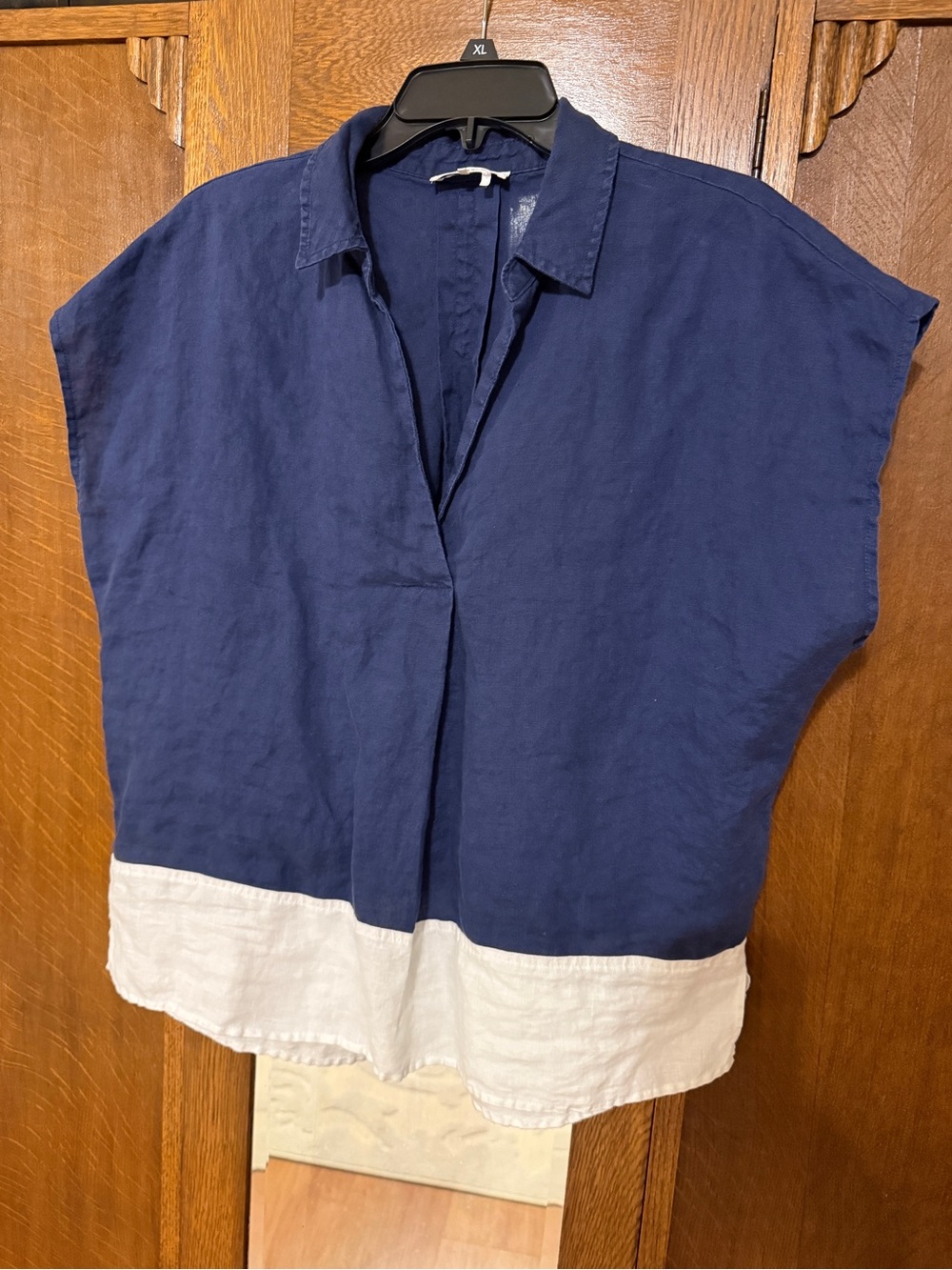 DKNY Pure Women's Navy and White Short-Sleeve Linen Top, L